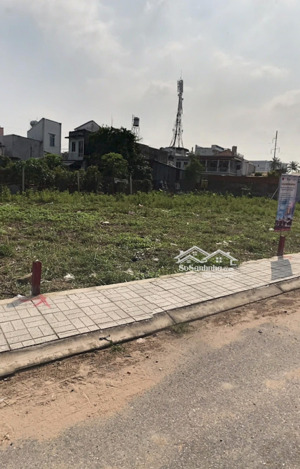 655tr có ngay 97m2 thổ cư ngay bình chánh, cách ql1a 400m, hộ khẩu tp hcm.