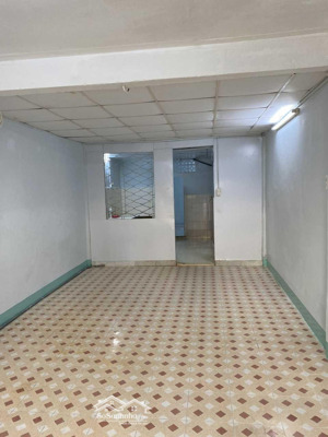 chính chủ cho thuê chung cư nguyễn thiện thuật, quận 3, giá chỉ 5.6 triệu/ tháng
