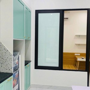 cho thuê nhà trọ 10 triệu, 50m2, 2pn ở lạc trung, vĩnh tuy, hai bà trưng, hà nội