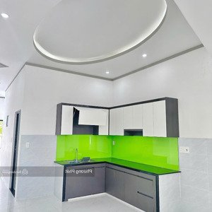 bán gấp nhà mới xây sổ riêng thổ cư hỗ trợ trả góp ngân hàng ngay cuối đường huỳnh văn nghệ
