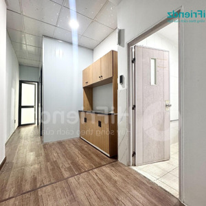 cho thuê căn hộ 2 phòng ngủ 2wc , full nội thất, rộng 55m2, 5 người 4 xe, ngay bigc tô hiến thành