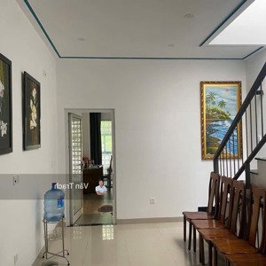 nhà mới tđc vcn phước long 2 đã có sổ hồng riêng hướng tây bắc
