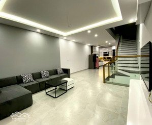 bán nhà gói 8 mỹ gia nha trang giá 6,5 tỷ, sẵn nội thất, đang cho thuê 20tr/tháng