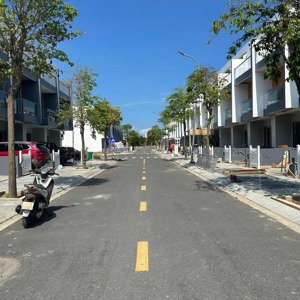 bán nhanh căn đường thông gói 8 the capella gần trục shophouse giá 6 tỷ