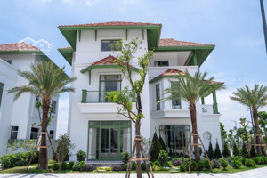 quỹ căn biệt thự mặt sông - view trực diện khu bắn pháo hoa. lh: 