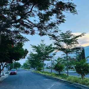 đất nền gần biển nha trang đường rộng 27m, diện tích 100m2 có sổ hồng giá tốt đầu tư xây nhà ở
