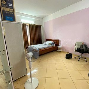 cho thuê phòng ngủ lớn chung cư tín phong gần công viên thuận kiều - gần phan văn hớn
