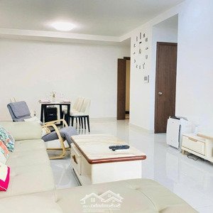 cần chuyển nhượng gấp căn hộ cao cấp the gold view quận 4 75m2 2pn chỉ 2 tỷ 300 triệu