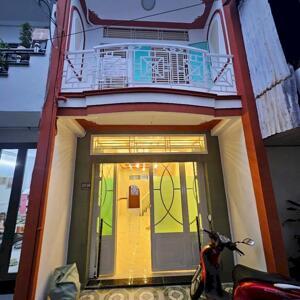 Bán nhà lầu hẻm 56 đường Trần Phú , phường Cái Khế . Giá rẽ