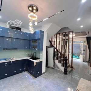 bán căn nhà 40m - 4 tầng ở sau ngoại giao đoàn, phong dê, ảnh thực tế, nhà có 4 phòng ngủ