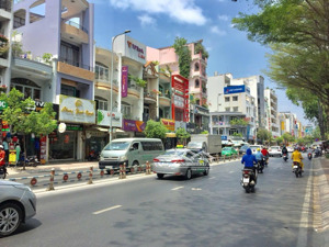 hot! bán nhà mặt tiền khánh hội, phường 9, quận 4. dt: 8,5 x 20m, 5 tầng. hđt 200 tr/th - giá 54 tỷ