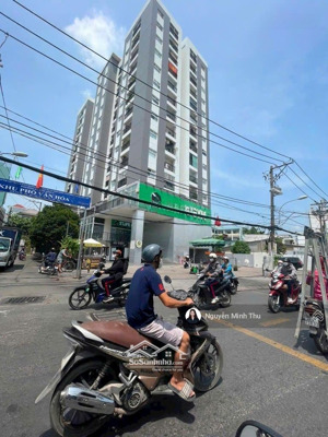 mặt tiền kinh doanh - cách 50m ra lê đức thọ - 6x20 - hẻm xe hơi thông