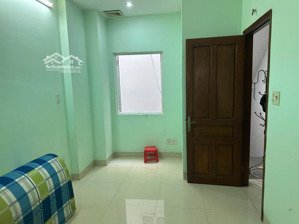 cho thuê 1 phòng duy nhất đẹp tại kdc bình hưng, gần bến xe q8, 2 triệu bao điện nước, wc riêng