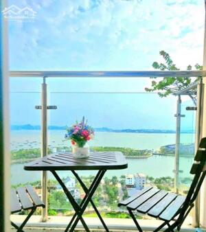 Chính chủ cần bán căn hộ 2Pn 72m2 View Biển toà C chung cư Newlife, trung tâm du lịch Bãi Cháy, Hạ Long.