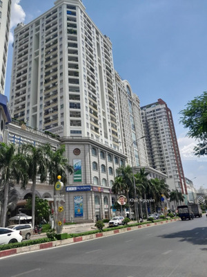 bán khách sạn siêu khan hiếm hoàng việt p4 tân bình - 8 x 20m - 9tầng - hđt 180tr/tháng - giá 46 tỷ
