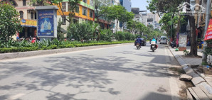 mặt phố lạc long quân - bán nhà 7 tầng thang máy - dt 65m2 x mt 6m giá 45 tỷ
