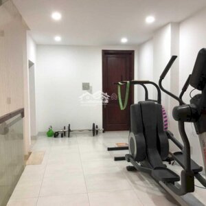 cho thuê dài hạn mặt tiền phạm hùng - 5x20m - 5 tầng, có hầm, thang máy - 22 tr/tháng