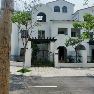 giá tốt để chốt "210m2" nội khu khép kín vista lago chỉ 19,5tỷ - sổ đỏ