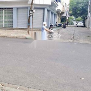 CHO THUÊ NHÀ 2 MẶT TIỀN SẦM UẤT ĐỐI DIỆN CHỢ LỚN