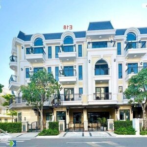 bán nhà liền thổ sân vườn - the classia khang điền quận 9