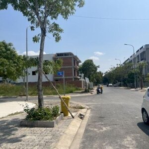 NHÀ ĐẤT, LÊ VĂN LƯƠNG, NAM SG, 5.5X21, GPXD 1 TRỆT, 3 LẦU, GIÁ 6 TỶ HƠN