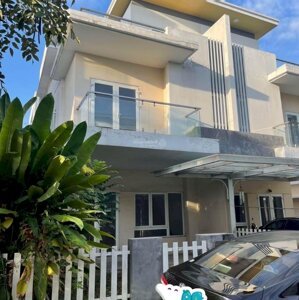 bán nhanh căn biệt thự song lập trả ngân hàng 8x18m - lh: 0906673705 - giá còn tl