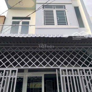 Nhà 1 lầu, Hẻm 11, Nguyễn Văn Linh - TP. Cần Thơ