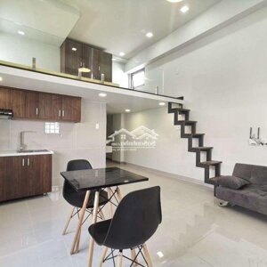 CHDV_Mới 100%_Thiết kế đẹp_ Ngay trung tâm Quận 7