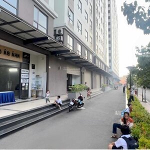 shophouse + căn hộ 2pn 151m2 đối diện trường học, mặt tiền phạm thế hiển cần bán