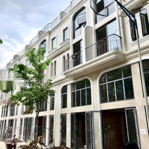 nhà biệt thự duy nhất 37 căn - sổ đất và gpxd riêng từng căn.