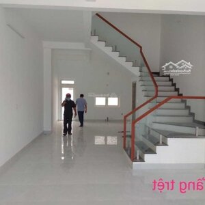 chính chủ bán shophouse merita khang điền 5x20 nội thất cơ bản. đang cho thuê 25tr. sổ hồng riêng