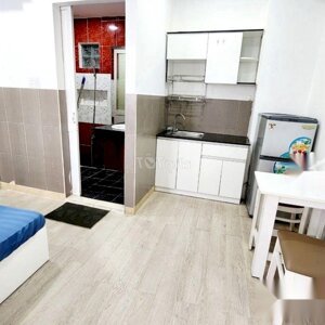 Phòng đủ nội thất, ngay sân bay Tân Sơn Nhất