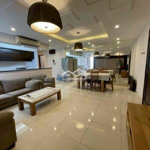 CHO THUÊ CĂN HỘ 2 PN 1 PK 90M2 GẦN SÂN BAY FULL NỘI THẤT