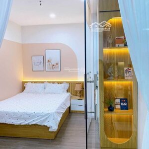 quá rẻ, bán căn 90m2 ban công hướng đông tòa t1 giá 4 tỷ. lh: 0979588665
