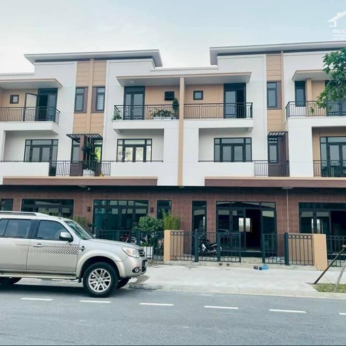 Hình ảnh Chủ nhà cần xoay vốn kinh doanh bán căn Shophouse120m2 đã có nhà, có sổ đầy đủ 3