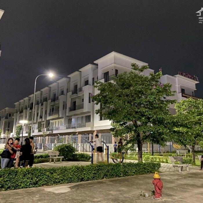 Hình ảnh Bán căn 4 tầng sát Ninh Hiệp, 4 tỷ có nhà xây sẵn. LH 0944159883 1