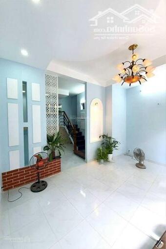 Hình ảnh BÁN NHÀ CHÍNH CHỦ 50m2 TẠI QUẬN 10.TPHCM cách ngã 6 Nguyễn Tri Phương 300m. Giá : 2tỷ150 1
