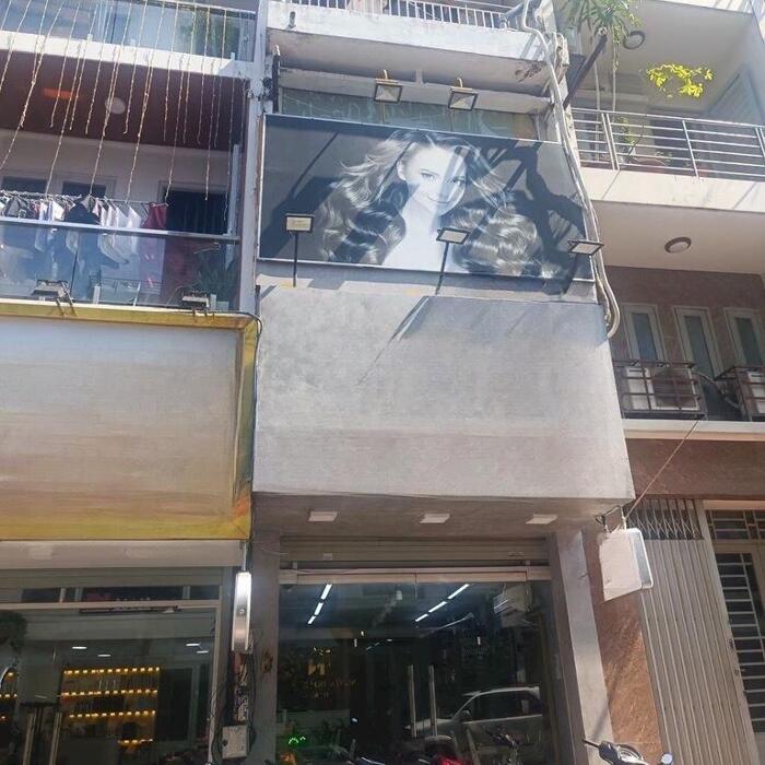 Hình ảnh cho thuê nhà đẹpn ngay Bàn Cờ Quận 3 3