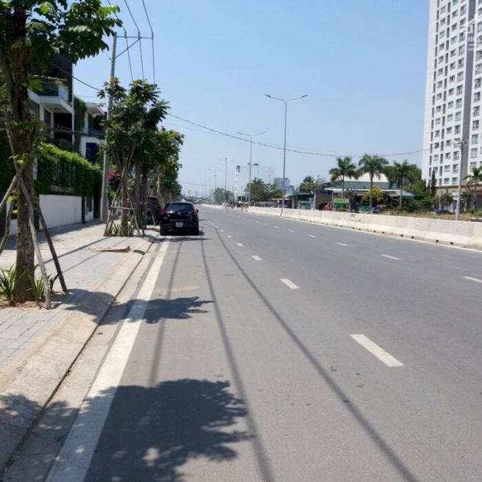 Hình ảnh Bán đất mặt tiền đường Liên Phường phường Phú Hữu TP Thủ Đức. 3