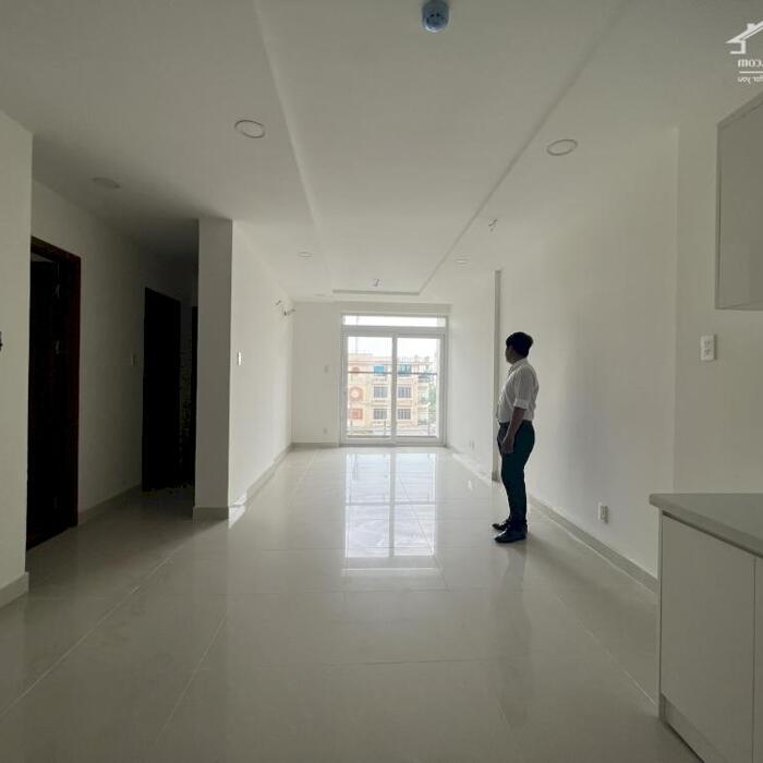 Hình ảnh NHẬN NHÀ NGAY - 2,4TY CĂN 2PN - 66M2. TRUNG TÂM Q6, GẦN METRO BÌNH PHÚ. GIÁ RẺ NHẤT LH 0931683679 4