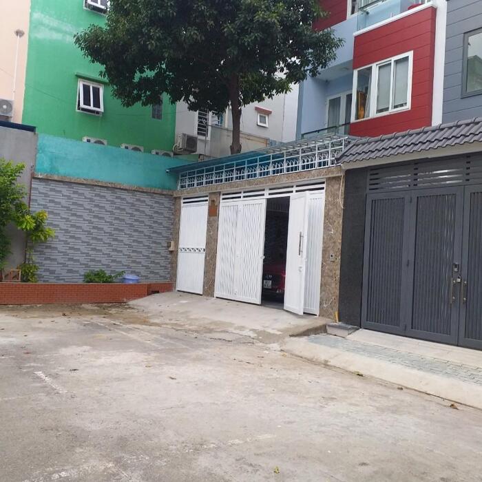 Hình ảnh Bán gấp nhà khu dân cư vip an ninh yên tĩnh gần chung cư 9 View P. Phước Long B TP Thủ Đức 6