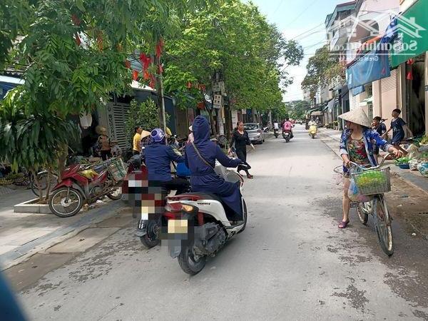 Hình ảnh Bán nhà kinh doanh buôn bán gần chợ cóc trung tâm phường Ba Đình 0