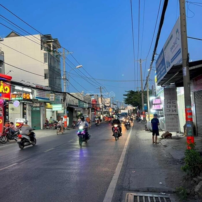 Hình ảnh Đất mặt tiền đường 898 đối diện UBND phường Phú Hữu TP.Thủ Đức 1