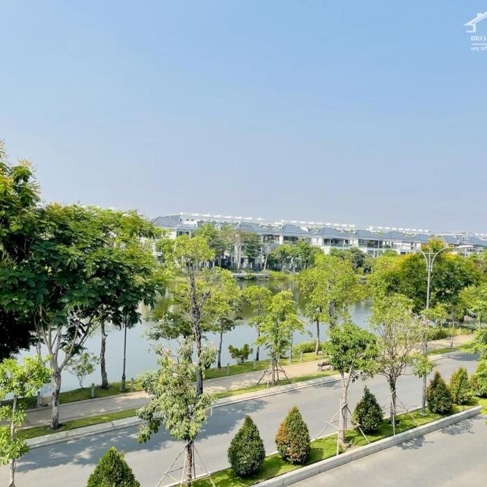 Hình ảnh [Tin Hót] Bán nhà phố HĐMB view trực diện hồ 3,6ha, mặt tiền đường 25m. Giá 19 tỷ. Lh 0917224226 2