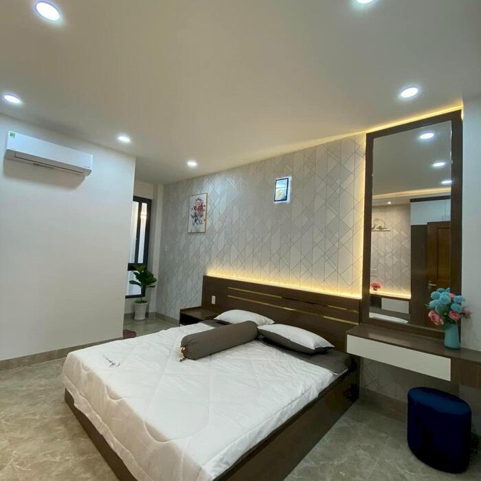 Hình ảnh Siêu phẩm full nội thất khu nhà phố cao cấp hẻm 68 Nguyễn Tư Giản P12 7