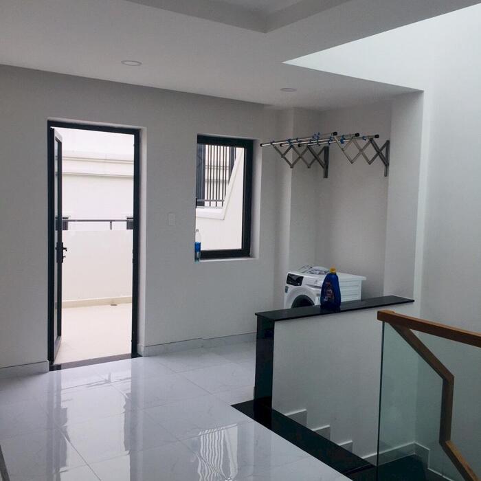 Hình ảnh Nhà phố hoàn thiện cơ bản trục chính đường 25m tại KĐT Lakeview City giá 27tr, full NT view hồ 33tr 3