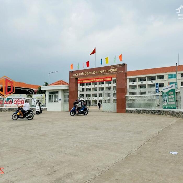 Hình ảnh Hẻm xe hơi- bán nhà ngay trường THCS Tân Phong, 2 phòng vào ở ngay 7