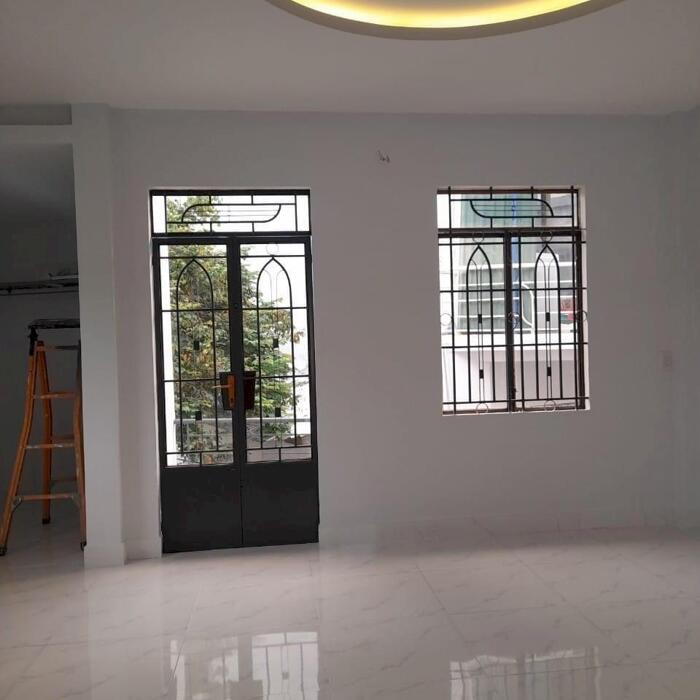 Hình ảnh Bán nhà mới 2 tầng Giá Rẻ hẻm Lê Hồng Phong- Phước Hải- Nha Trang ( giá chỉ 1tỷ470tr) 6