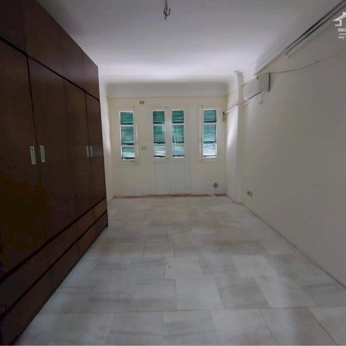 Hình ảnh Cho thuê nhà riêng ô tô đỗ cửa phố Tạ Quang Bửu, 40m x 3 tầng, MT 4.5m, full nội thất, giá 12 triệu 4