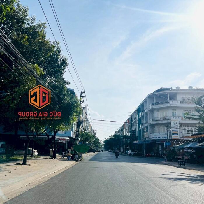 Hình ảnh Nhà bán phường Bửu Long gần chợ mới Bửu Long, vị trí kinh doanh; 1T1L 85m2 giá 4,39 tỷ 2
